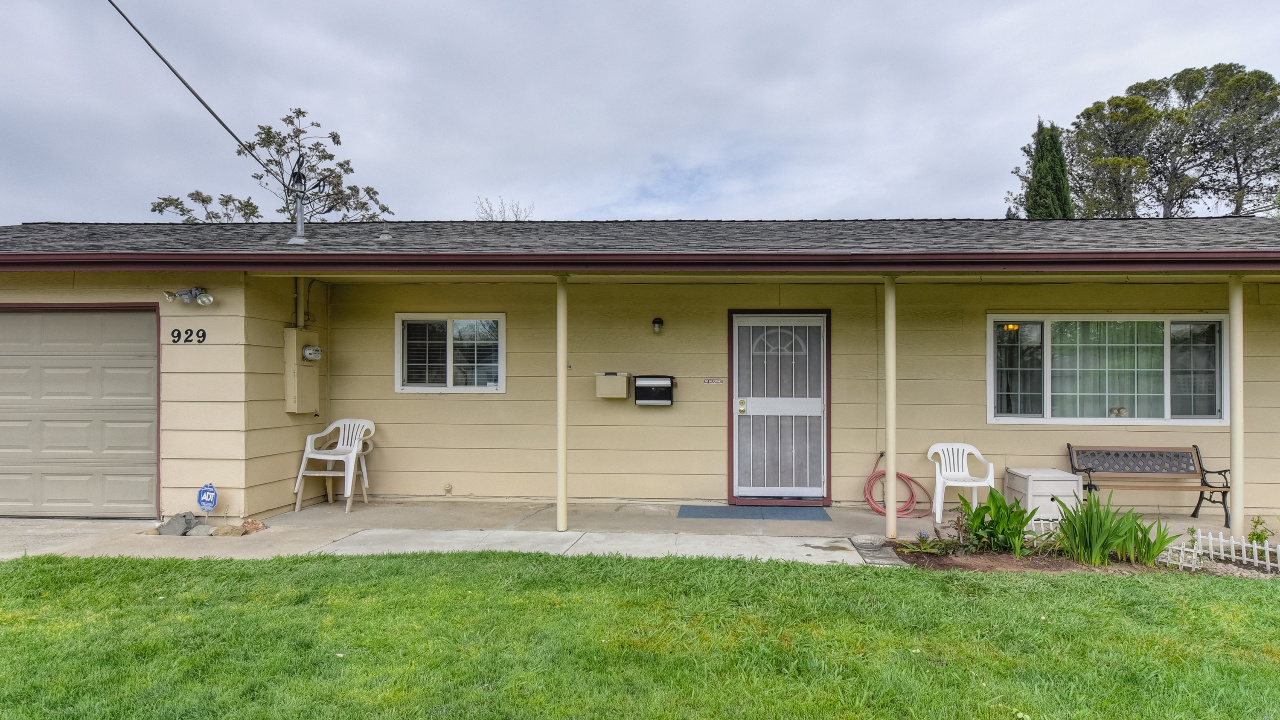 929 Las Palmas Ave, Sacramento, CA, 95815 Scene 4