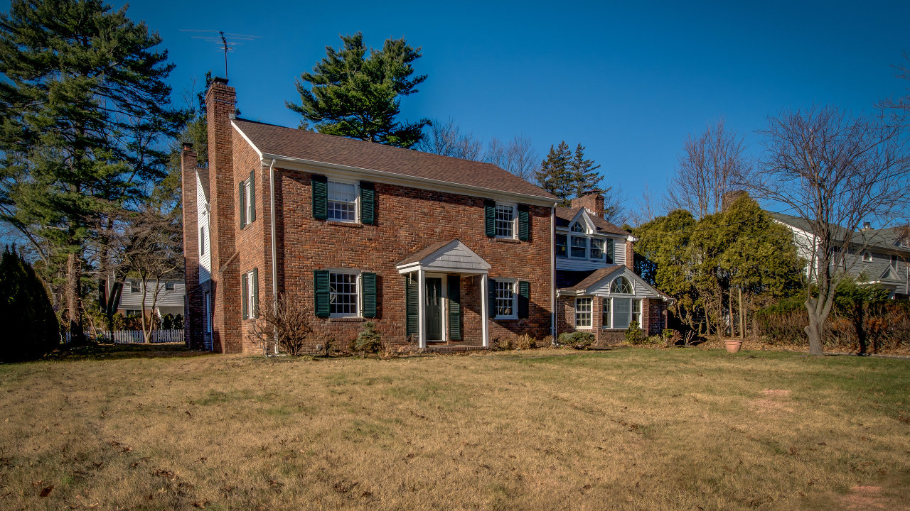 37 Orchard Dr., East Williston, NY, 11596 Scene 3