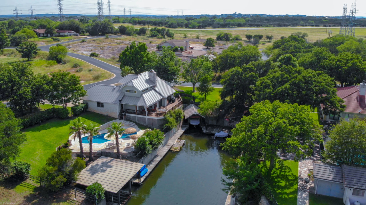 100 Boot Hill, Horseshoe Bay, TX, 78657 Scene 2